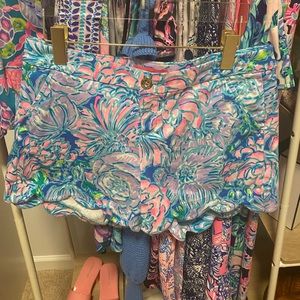 Lilly Pulitzer scalloped shorts